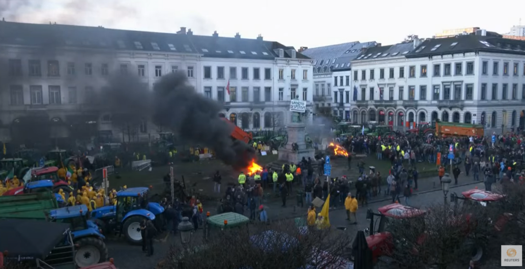 Fermierii belgieni, protest violent în fața Parlamentului European