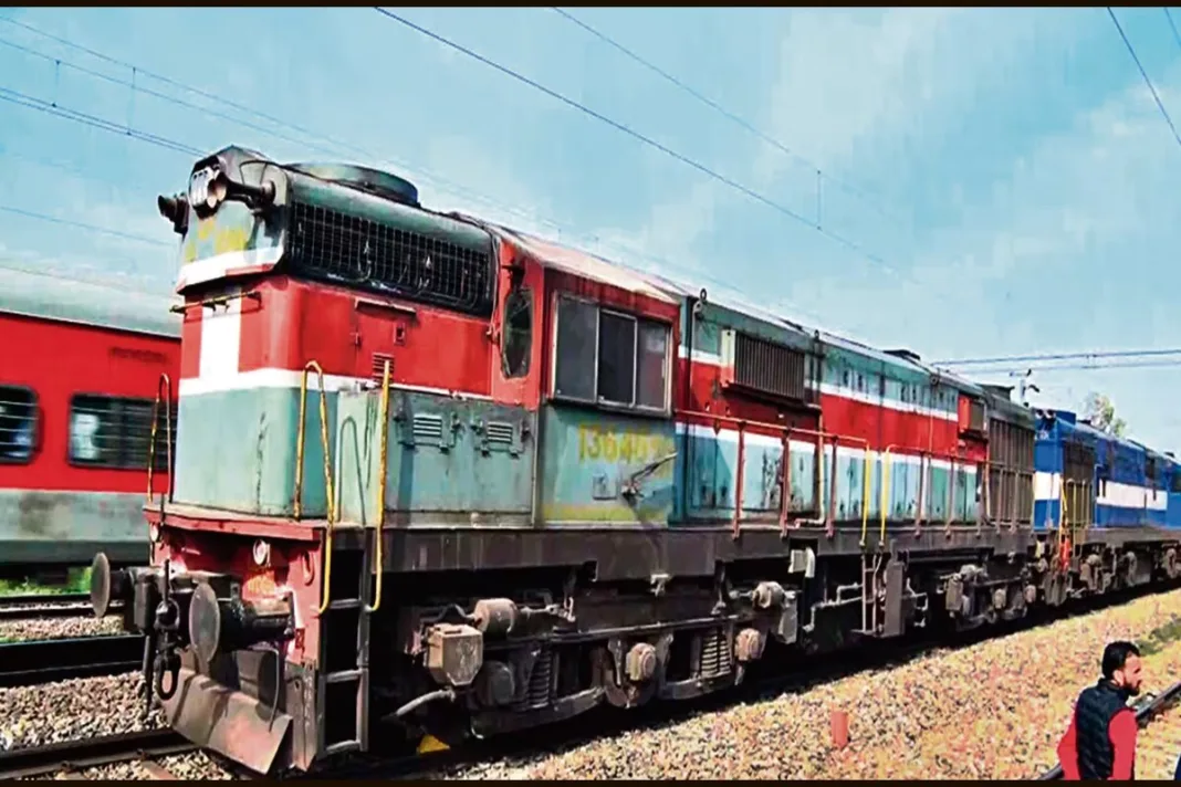 Un tren din India a circulat 70 de kilometri fără conductor