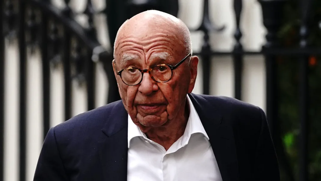 Miliardarul Rupert Murdoch, în vârstă de 92 de ani, s-a logodit pentru a șasea oară