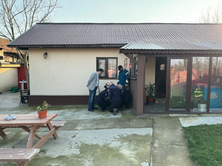 Prefectul judeţului Dolj, Dan Diaconu s-a deplasat în teren pentru a urmări aplicarea măsurilor date pentru siguranţa locuitorilor din zonă