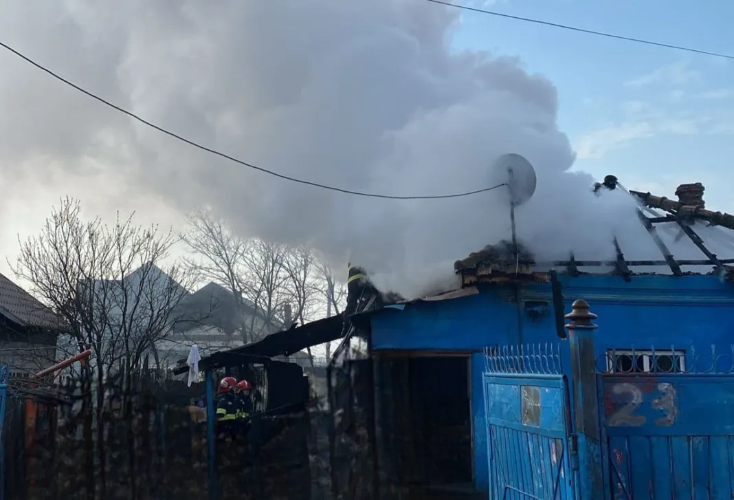 Incendiu la o locuință din Slatina