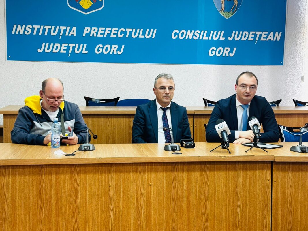 O delegație a Institutului Național pentru Fizica Pământului (INFP) s-a aflat în Gorj