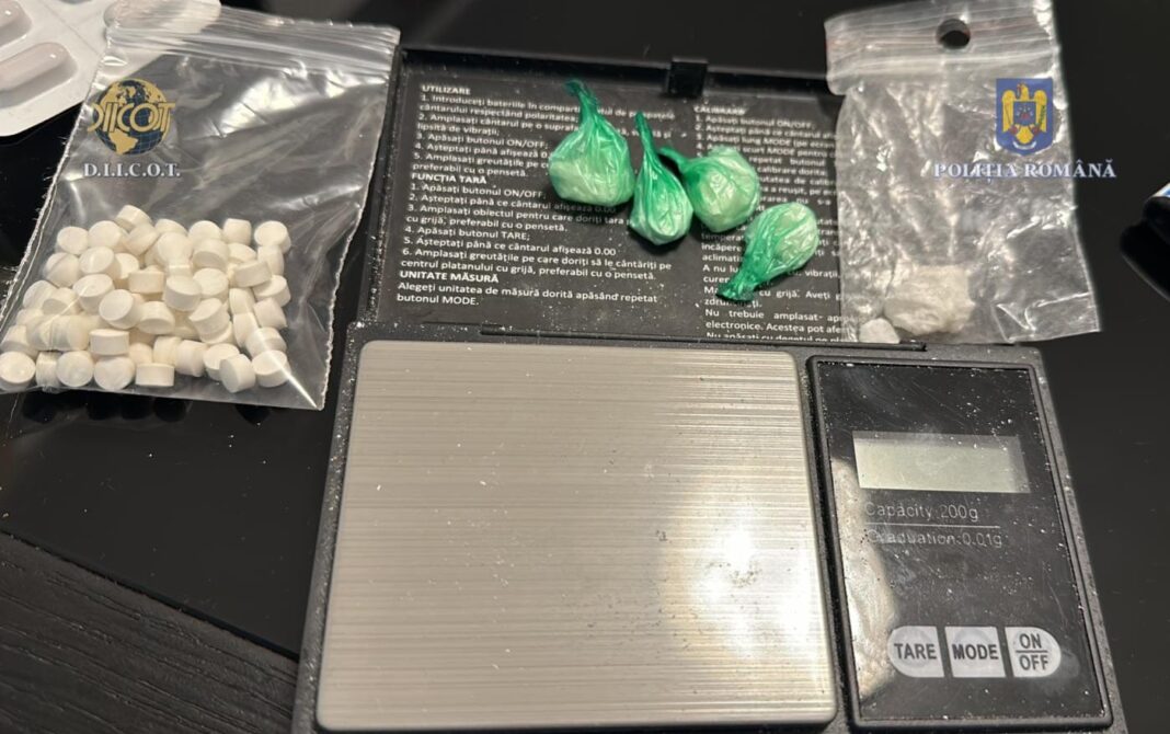 Craiovean prins în flagrant delict când vindea droguri