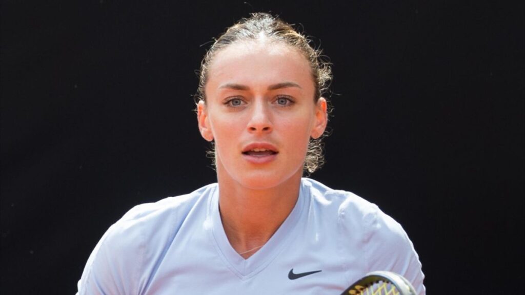 Nimic bun nici de la Ana Bogdan! Românca nu a prea avut şanse cu Siniakova