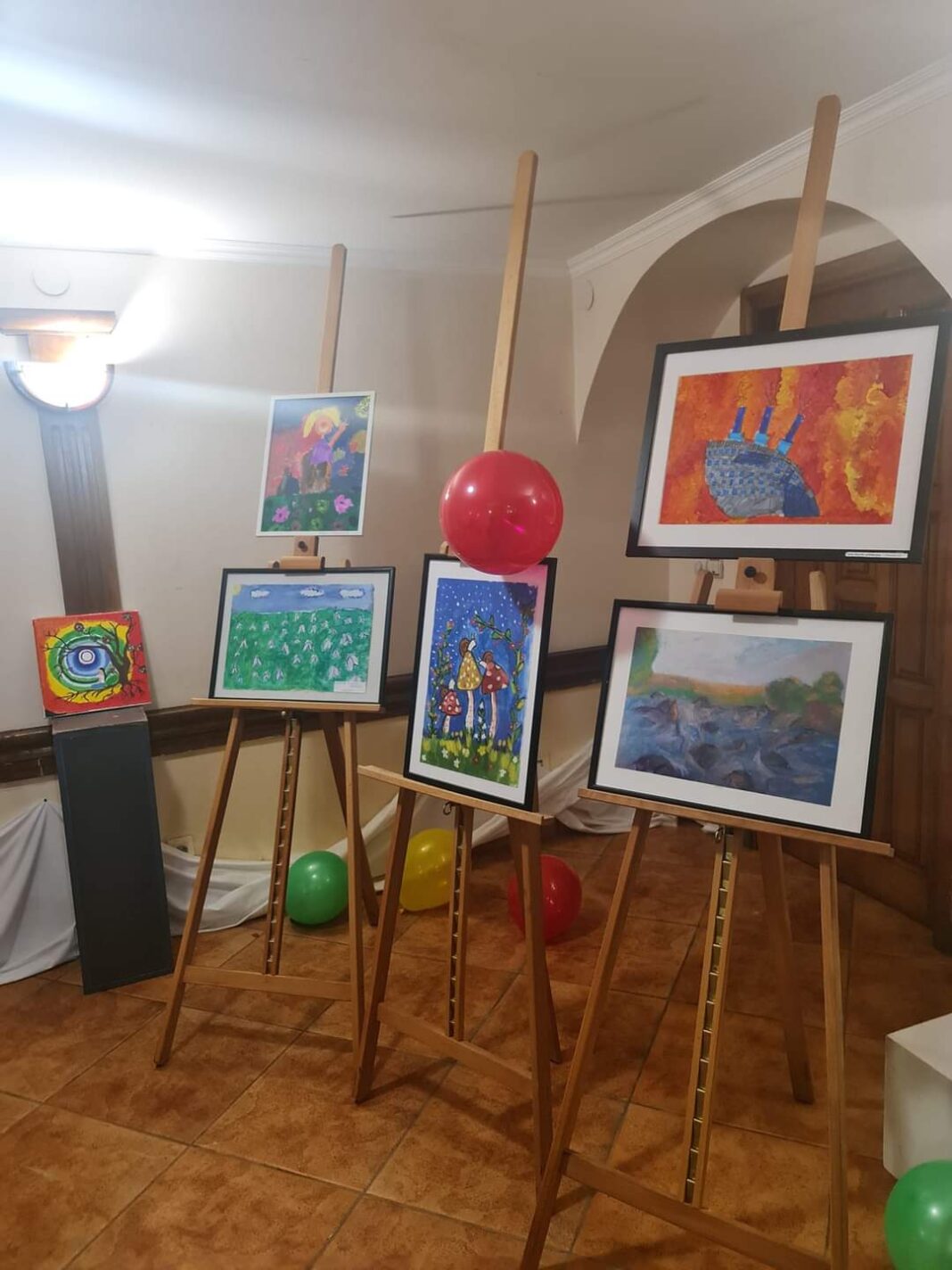 Salonul de Pictură a ajuns la cea de-a XV-a ediție