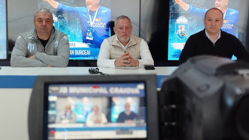 Handbal (f) / Capăt de drum, dar istoria rămâne! Bogdan Burcea a părăsit SCMU Craiova