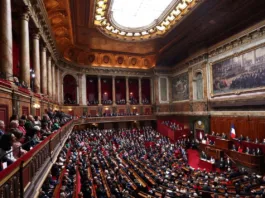 Franţa, prima țară din lume care înscrie dreptul la avort în Constituţie