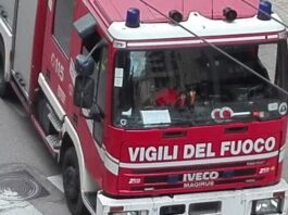 Incendiul a izbucnit într-un apartament de la etajul al patrulea de pe Via Bertocchi