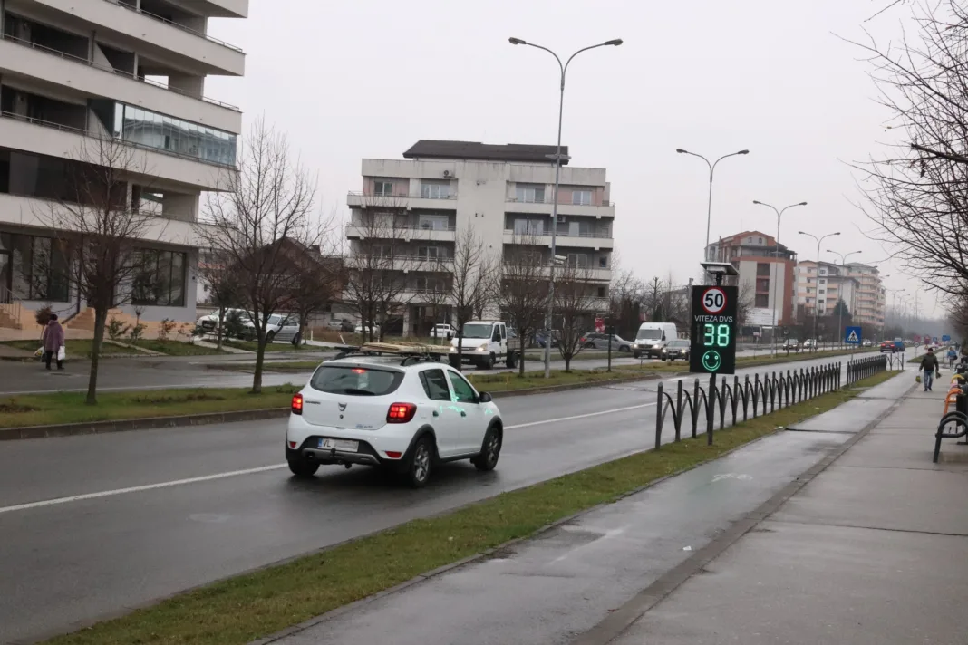 Primele trei perechi de radare informative pe străzile din Râmnicu Vâlcea