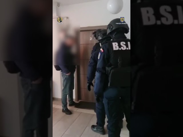 (VIDEO) Reținuți pentru trafic de persoane și lipsire de libertate în mod ilegal