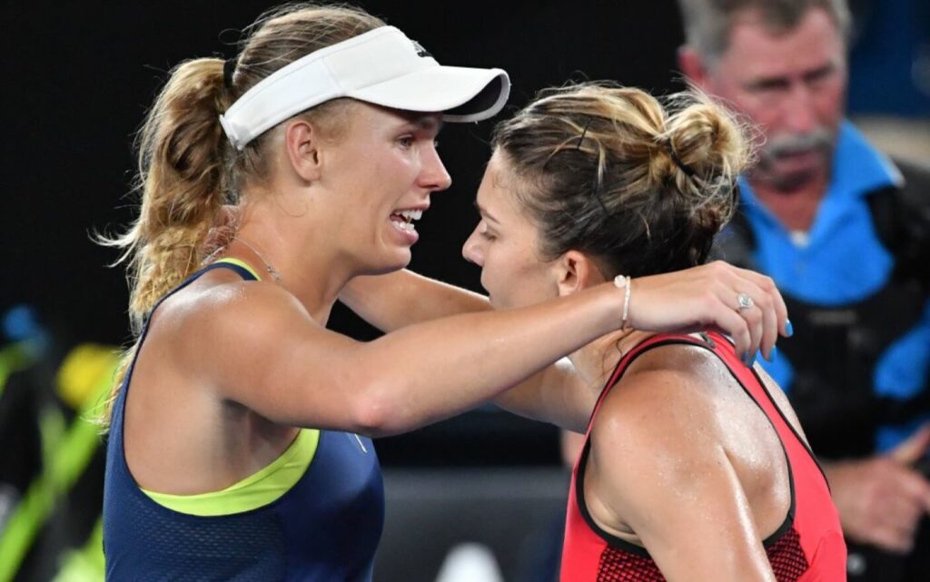 Start de controverse! Wozniacki îi condamnă pe organizatori, Simona a răspuns elevat
