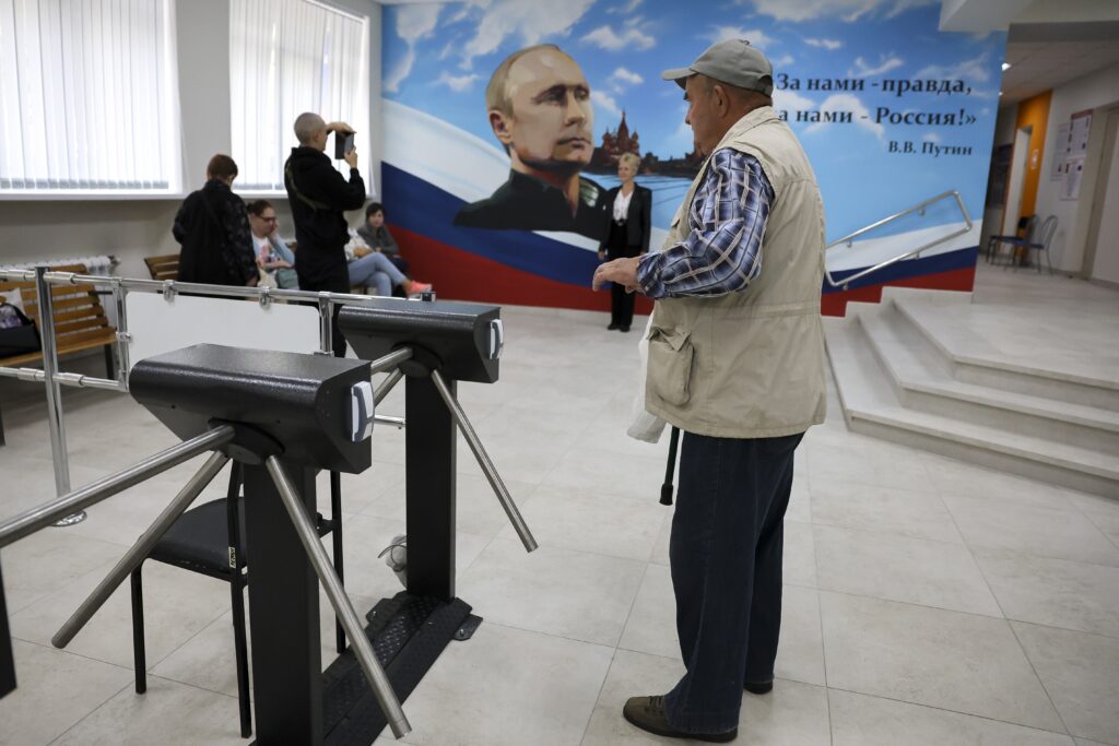 Vladimir Putin acuză Ucraina că sabotează alegerile din Rusia