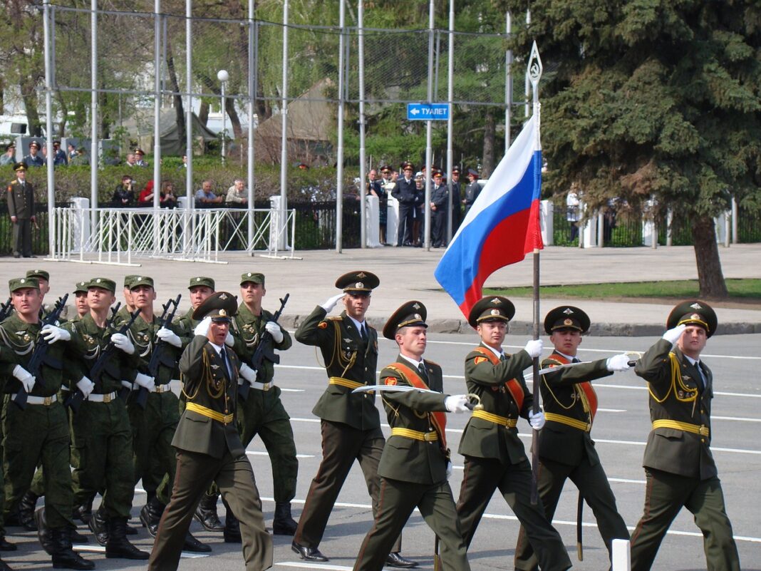 Încă 150.000 de ruși, trimişi de Putin la război