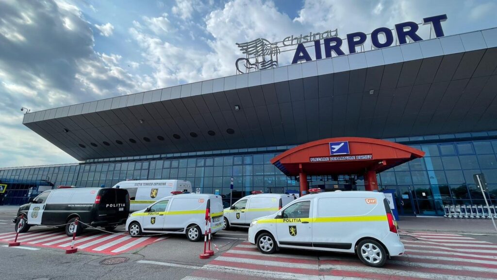 Alertă falsă cu bomba pe Aeroportul din Chișinău