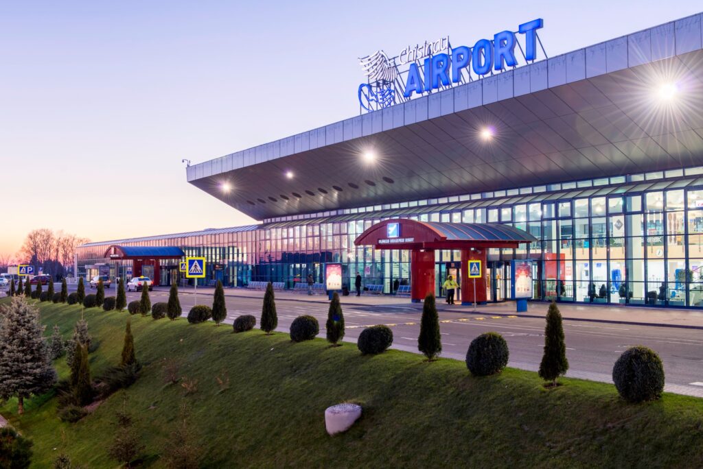 A încercat să plece din Republica Moldova cu 16 lingouri de aur
