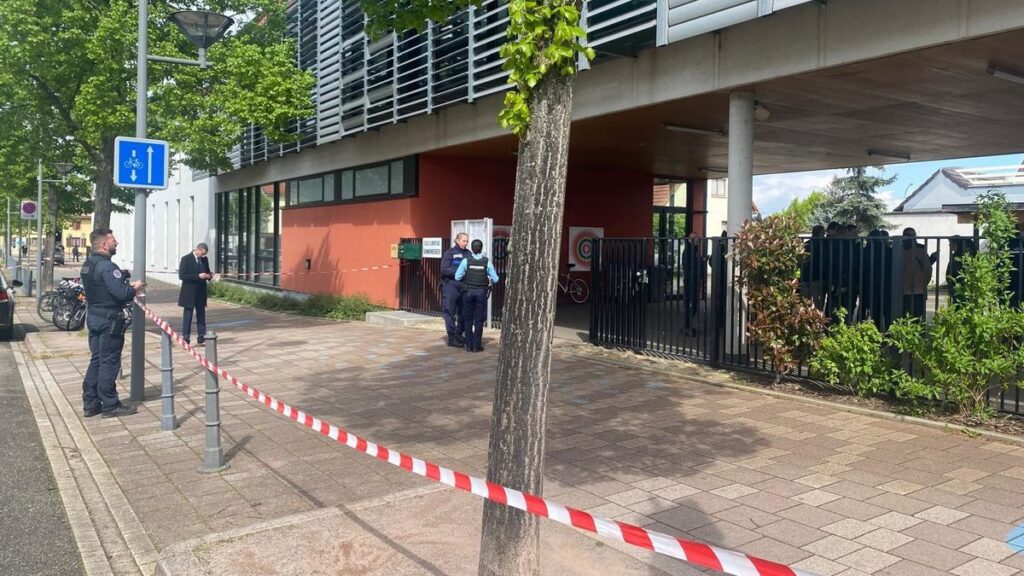 Două fetițe, înjunghiate în apropierea școlii în Strasbourg