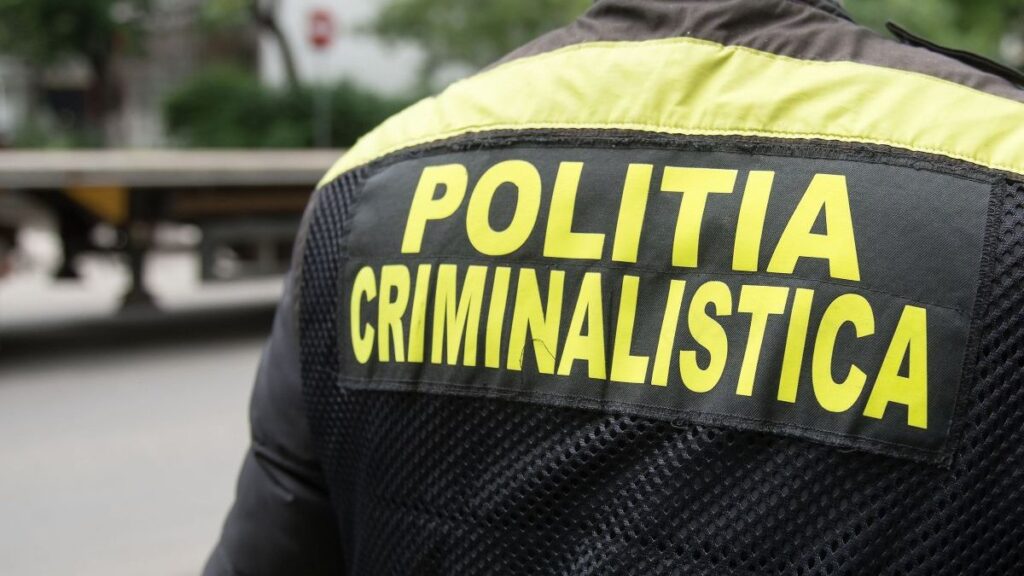Bărbat găsit mort într-un parc din Bucureşti