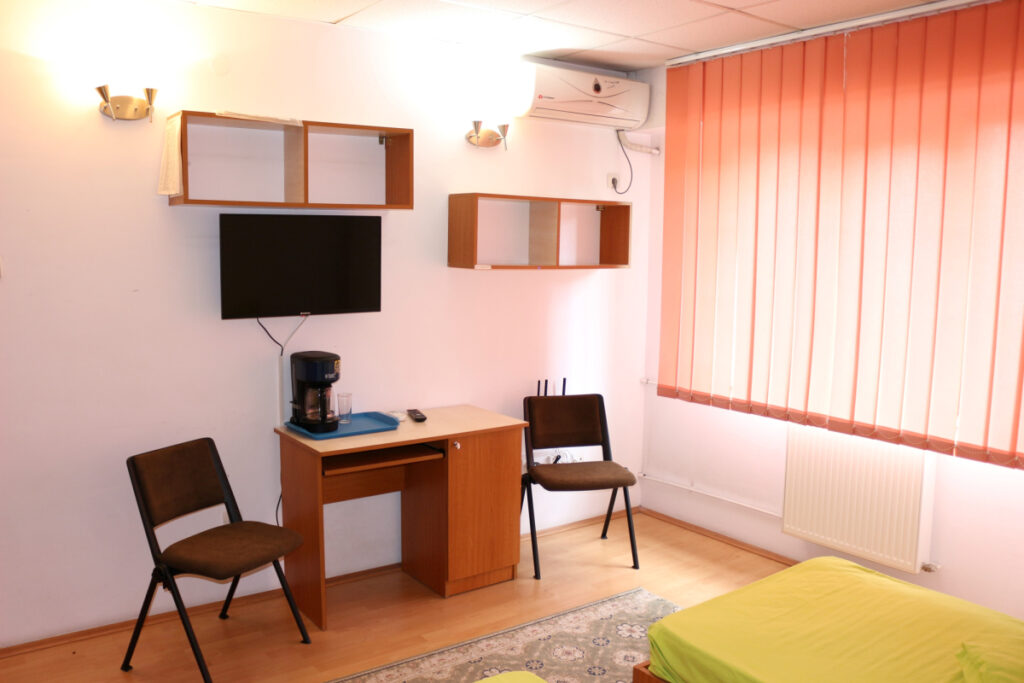 UMF Craiova vrea să reabiliteze termic două cămine studenţeşti