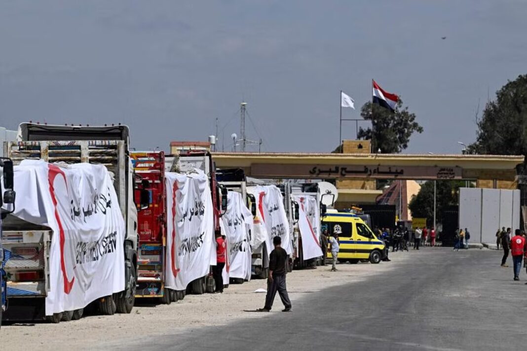 468 de camioane cu ajutoare au intrat marţi în Fâşia Gaza