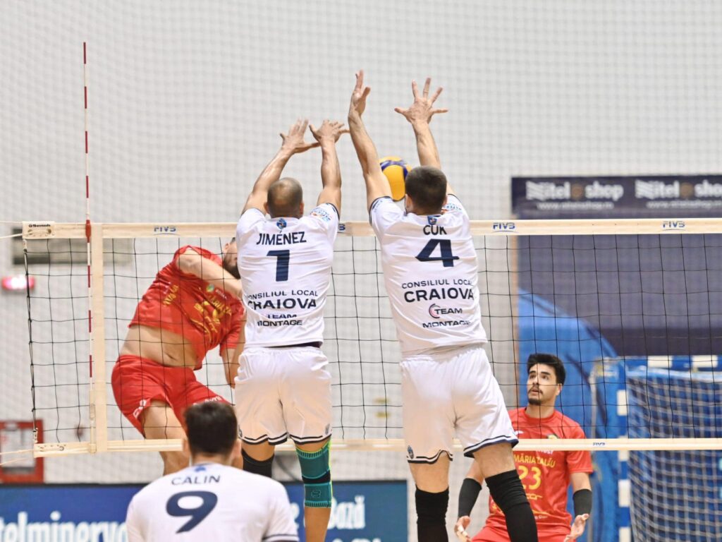 Volei (m) / Ce victorie! SCMU Craiova a „ucis“ avantajul Zalăului și egalează la general