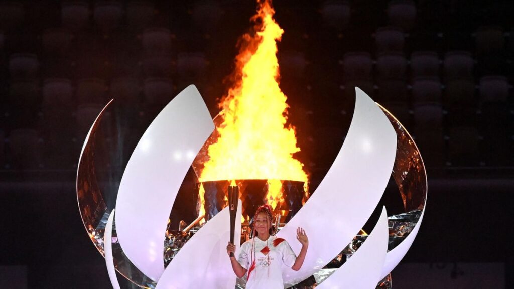 Flacăra Olimpică, aprinsă în Olympia (Grecia) cu 101 zile înainte de startul JO