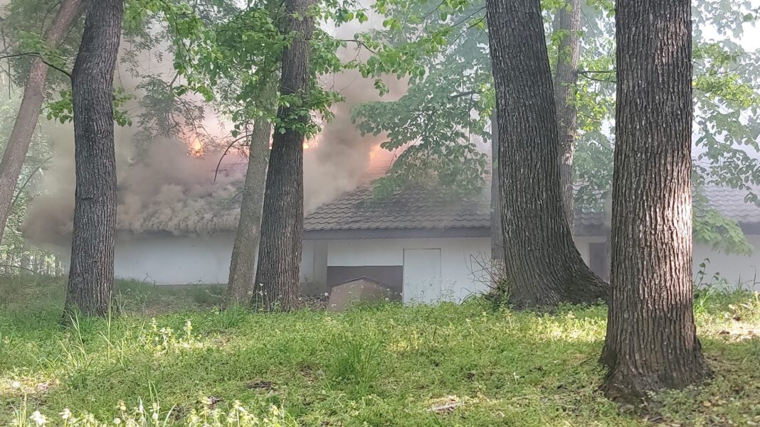 Incendiu la o terasă din Parcul Romanescu