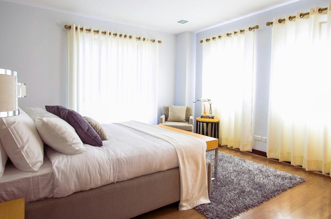 Cum alegi mobila pentru dormitor – 5 trucuri care nu dau greș