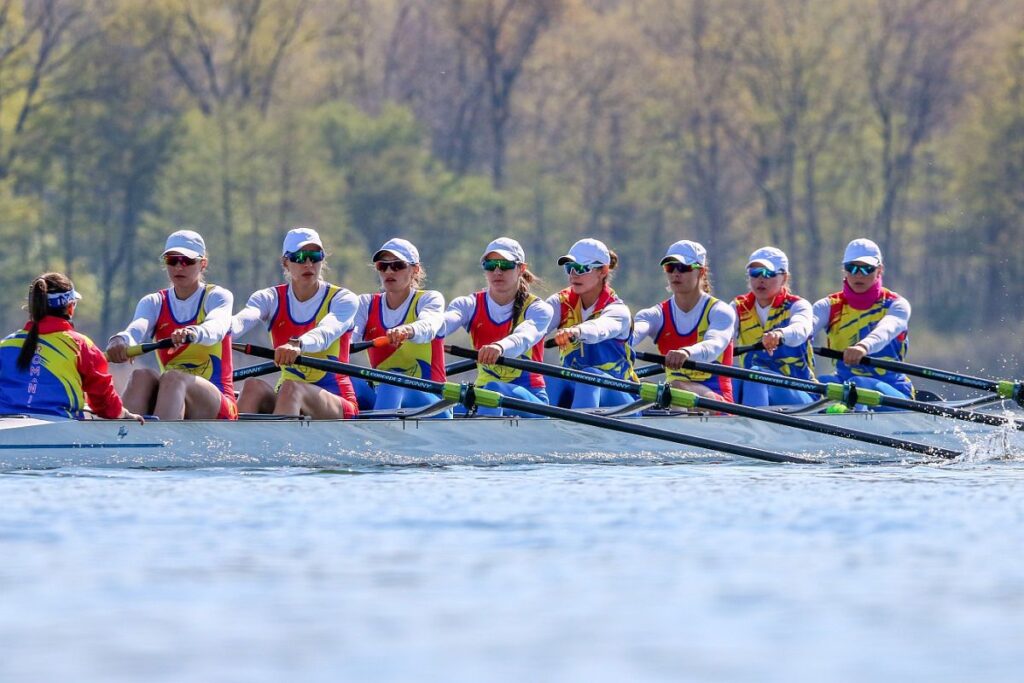 Canotaj / Echipajul feminin de 8+1, medaliat cu bronz la Cupa Mondială