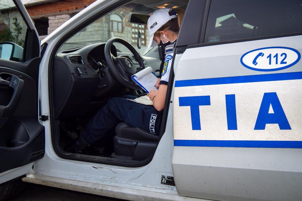 Olt: Cercetați pentru conducere fără permis
