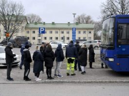 Atac armat la o școală din Finlanda