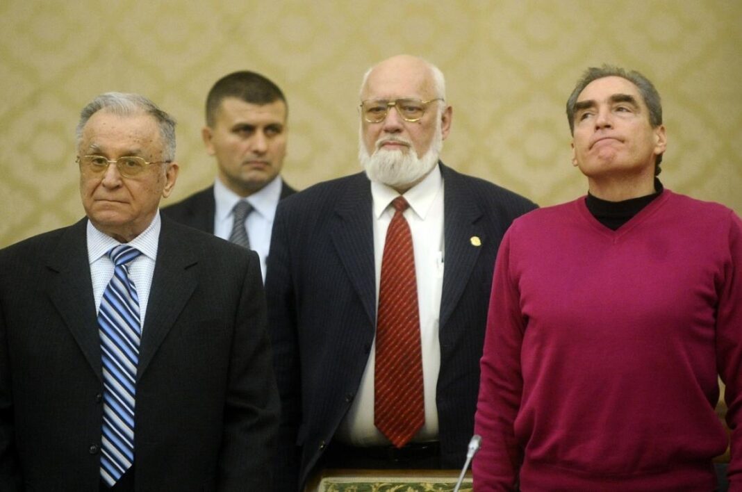 Petre Roman şi Gelu Voican Voiculescu, citaţi la Parchet în dosarul Mineriadei