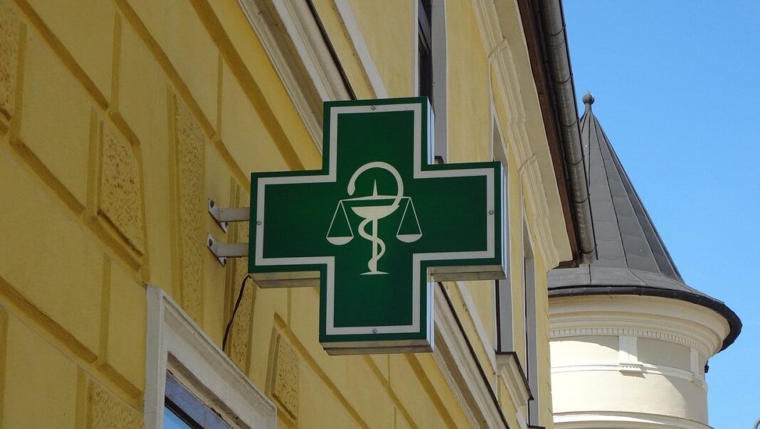Farmacistă ameninţată de un tânăr. Avea nevoie de benzodiazepină