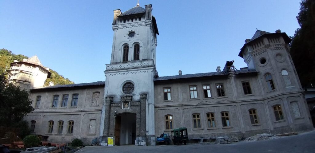 Încă 7,46 milioane de lei de la CNI pentru finalizarea lucrărilor de reabilitare la Mănăstirea Tismana