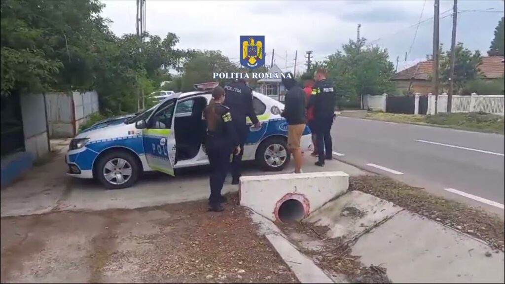 (VIDEO) Olt: Patru tineri, reținuți după ce au făcut scandal în Coteana