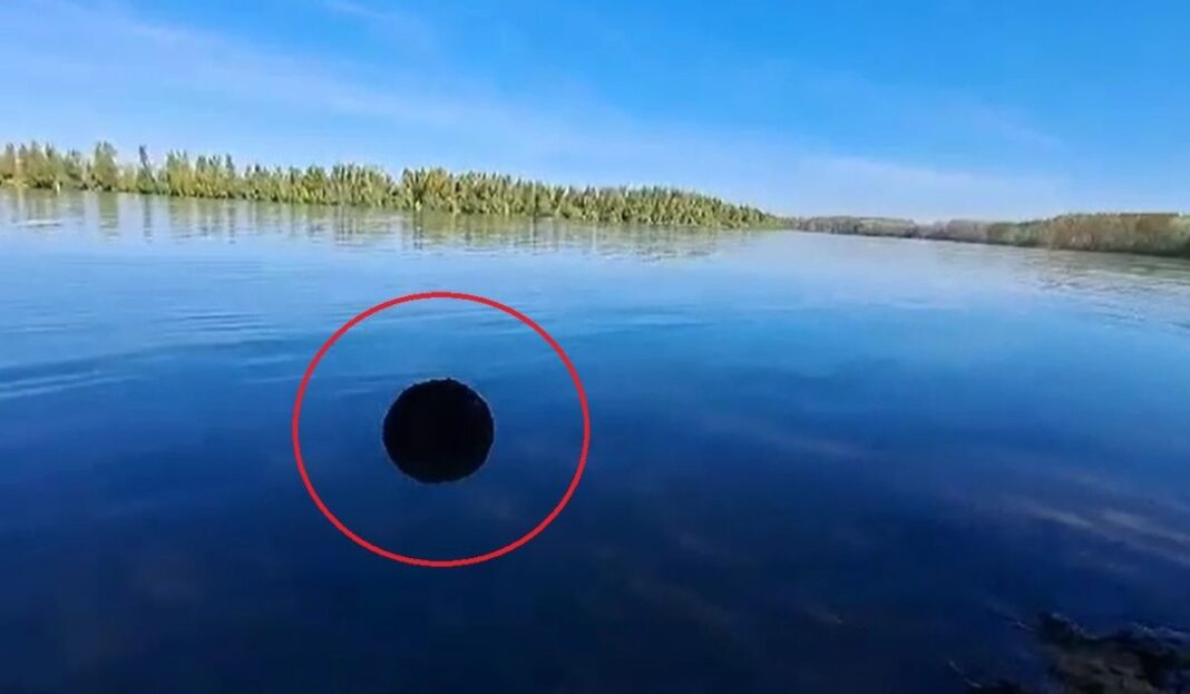 O posibilă mină marină, descoperită pe braţul Chilia Veche