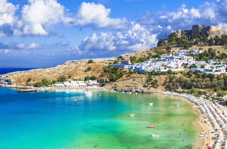 Grecia anunţă reguli noi pentru turiști