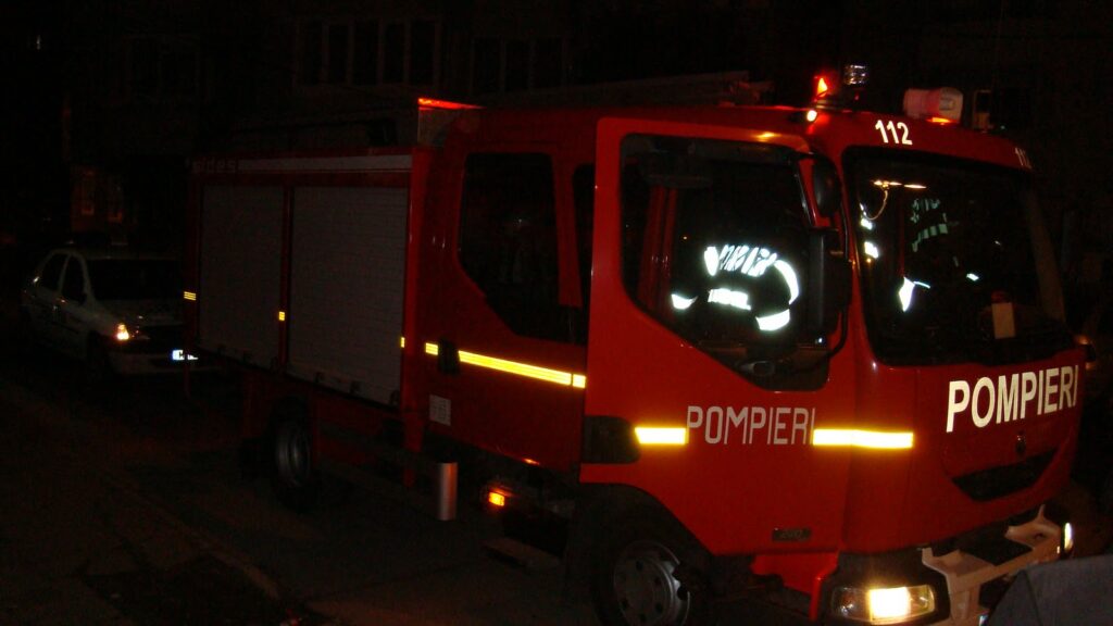 Gorj: Bărbat de 83 de ani, ars într-un incendiu
