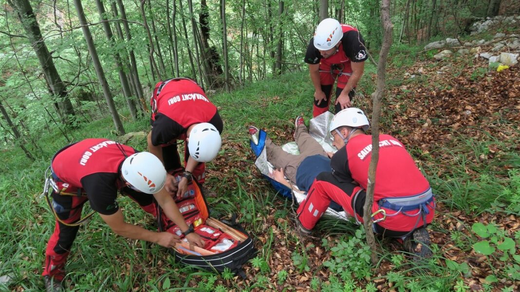 12 apeluri, în ultimele 24 de ore, pentru intervenţia de urgenţă a salvamontistilor