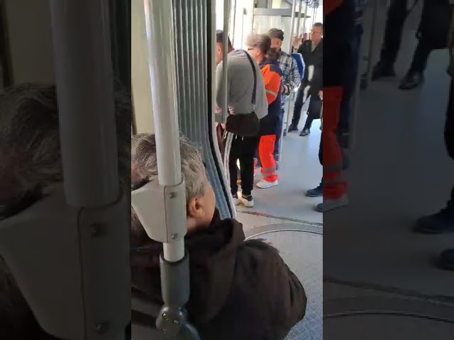 (VIDEO) Craiova: Femeie rănită în tramvai