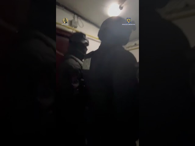 (VIDEO) Exploatau sexual femei şi minore