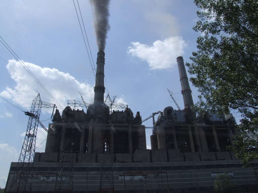 Scădere record a producției de energie la CEO