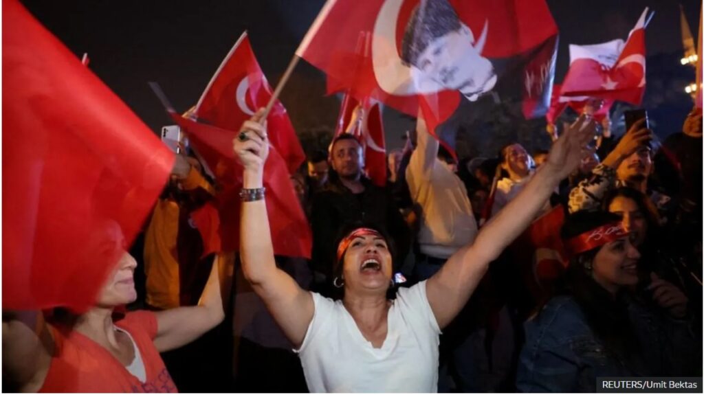 Opoziția îl uimește pe Erdogan cu victoria istorică