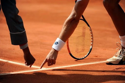 Arbitrul bulgar a fost interzis pe viață în tenis după nenumărate încălcări ale regulamentului