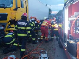 Accident grav, între două tiruri și un autoturism, pe DJ 151D, în județul Mureș