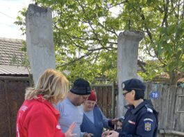 Crucea Roșie și jandarmii au ajuns cu ajutoare la familii vulnerabile