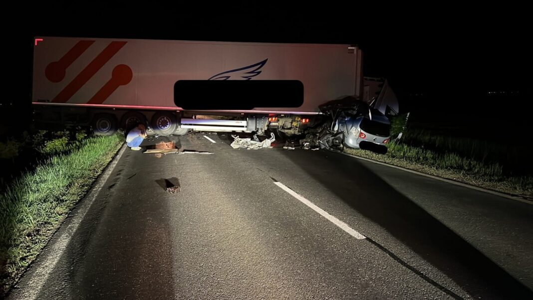 O șoferiță de 29 de ani a murit într-un grav accident în Buzău