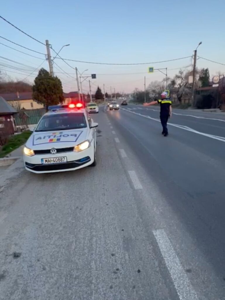 Dolj: Conduceau vehicule, deşi aveau permisul suspendat