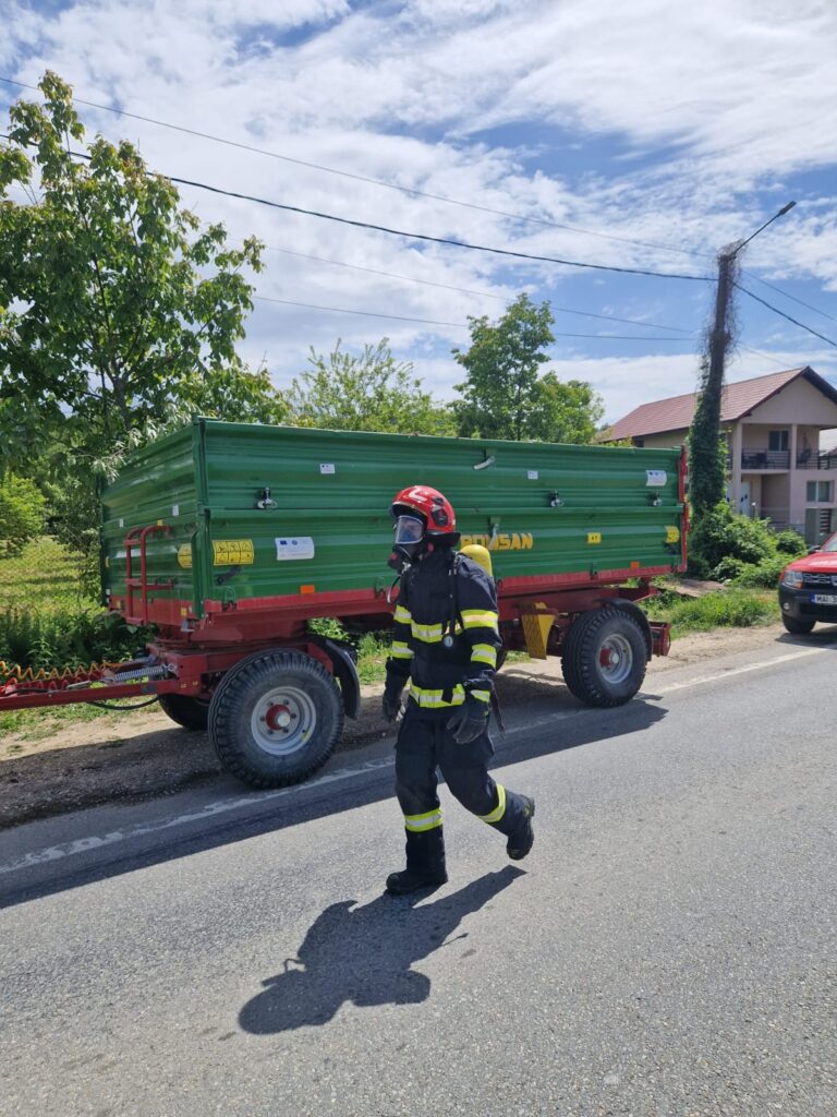 (VIDEO) Vâlcea: Avarie la o conductă de gaze, în localitatea Mihăești