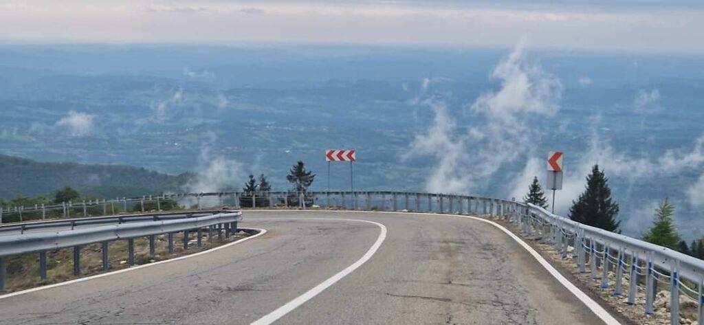 Trafic întrerupt pe DN 67 C (Transalpina)