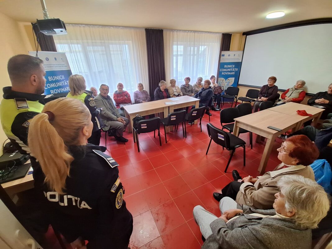 Gorj: Polițiștii au desfășurat activități informative pentru elevi în domeniul siguranței online